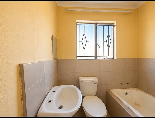 3 BEDROOM HOUSE FOR SALE IN BEDWORTH PARK